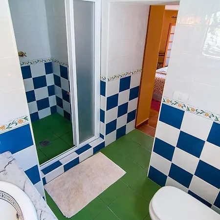 In El Tanque With Garden, Cleaning Included Apartamento