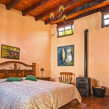 Apartamento In El Tanque With Garden, Cleaning Included