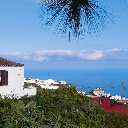 In El Tanque With Garden, Cleaning Included Apartamento *